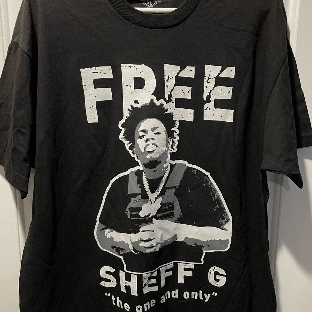 Free Sheff G Black Graphic T-Shirt